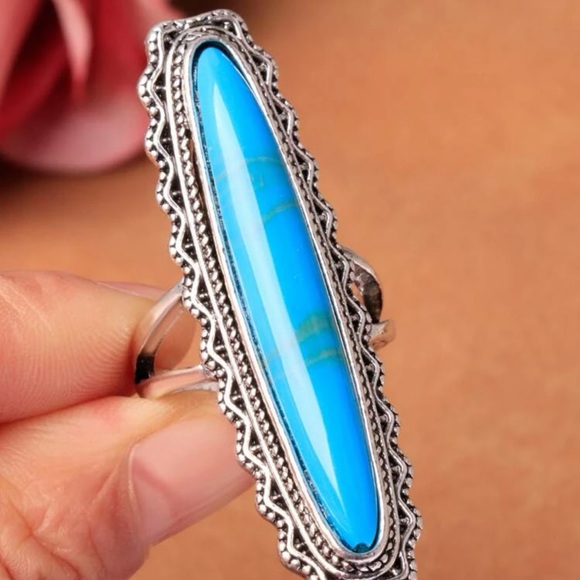Oval Turquoise Decor Ring - Picture 3 of 6